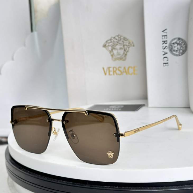 Picture of Versace Sunglasses _SKUfw77894371fw